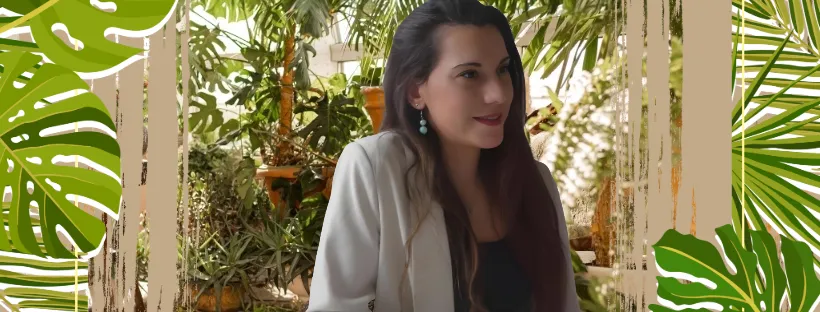 Amandine Avril, sophrologue certifiée, souriante